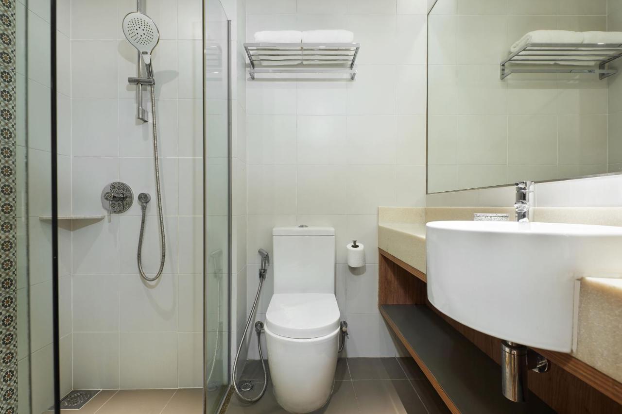 Khách sạn Dash Living Rochor